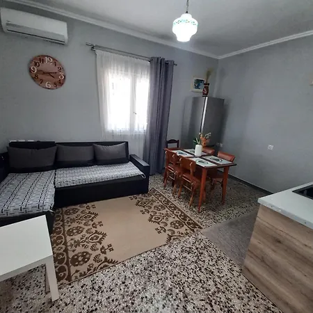 House Erli Sárti